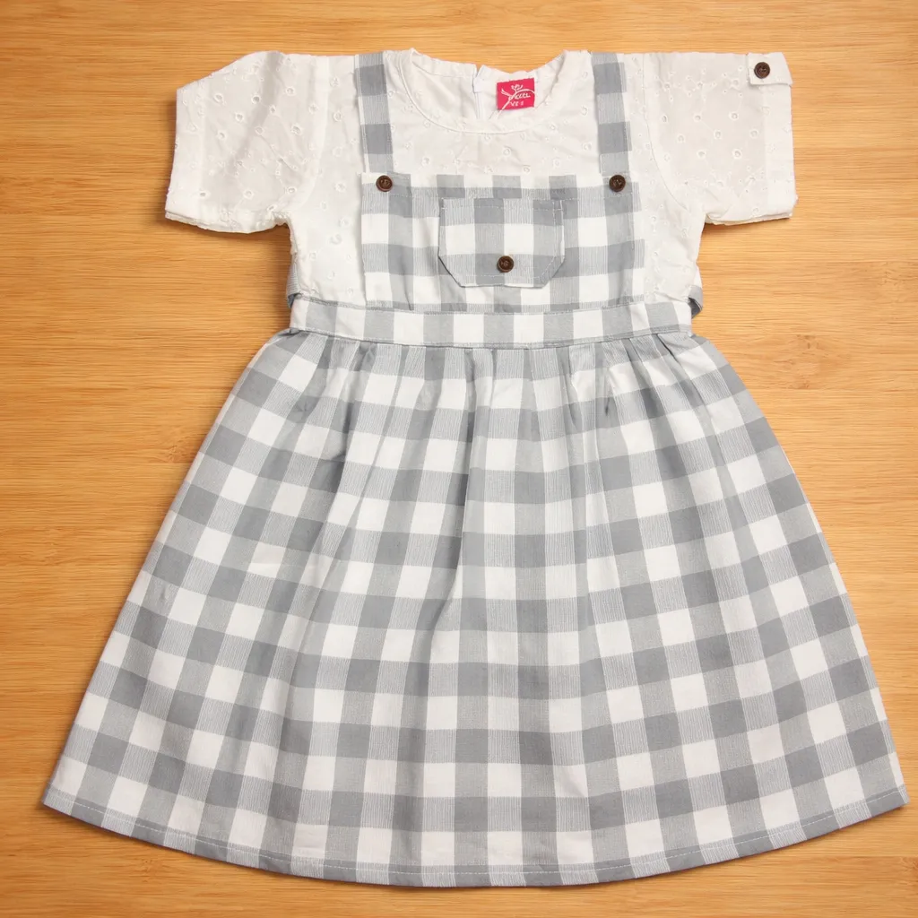 Girls Checkered Pinafore Dress – Grey (Ages 4–6 Years)