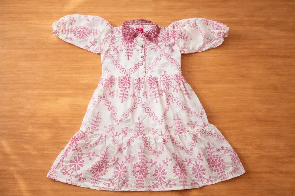 [mkw016781] Frock - Pink & white (4 Y)