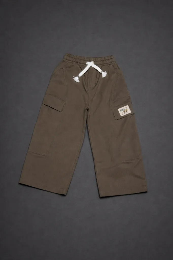 Shoe Patch Baggy Pant